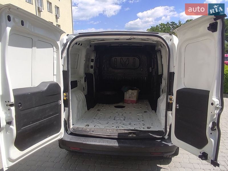 Грузовой фургон Fiat Doblo 2017 в Львове фото 23 Грузовой фургон Fiat Doblo 2017 в Львове
