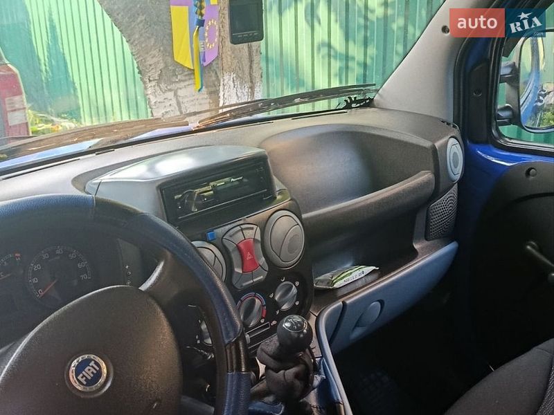 Минивэн Fiat Doblo 2005 в Нововолынске