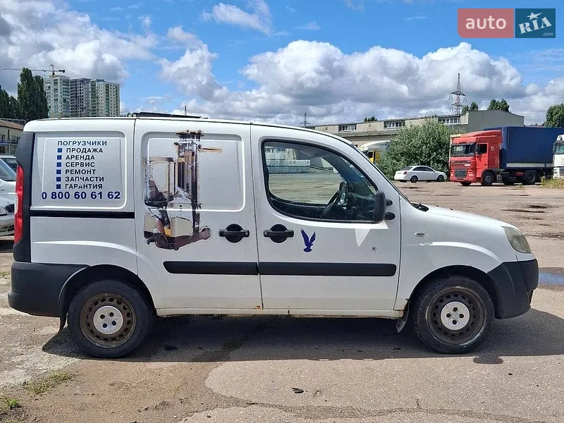 Fiat Doblo 2013