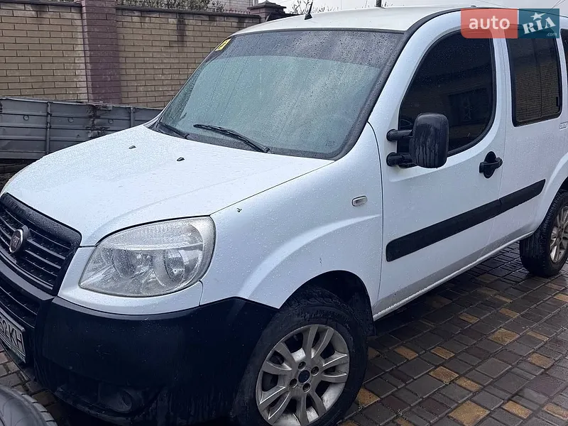 Fiat Doblo 2013
