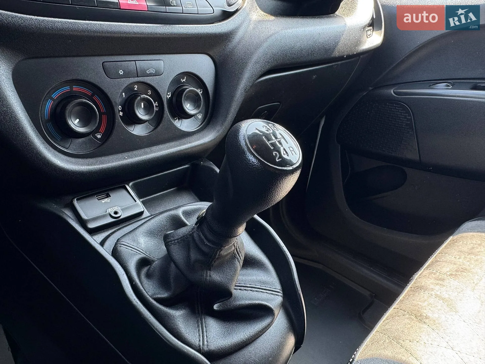 2015 Fiat Doblo - мініатюра 15