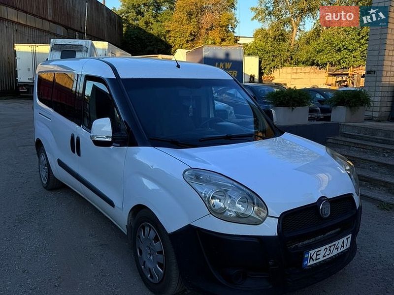 Fiat Doblo 2011