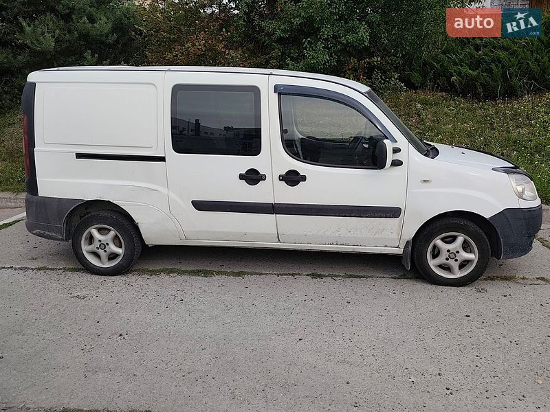 Минивэн Fiat Doblo 2006 в Львове