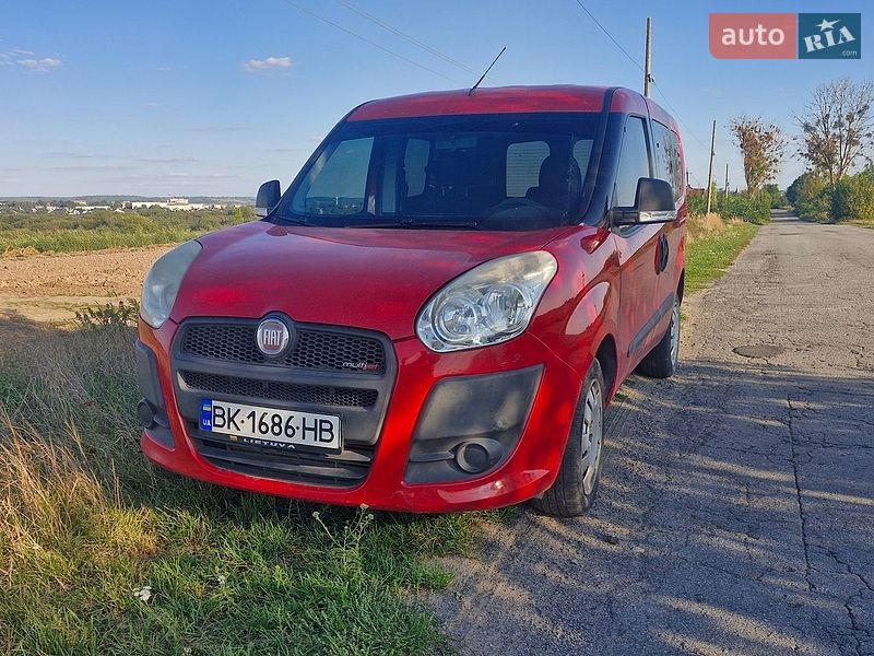 Fiat Doblo 2011