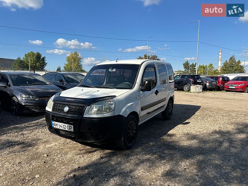 Минивэн Fiat Doblo 2007 в Киеве фото Минивэн Fiat Doblo 2007 в Киеве