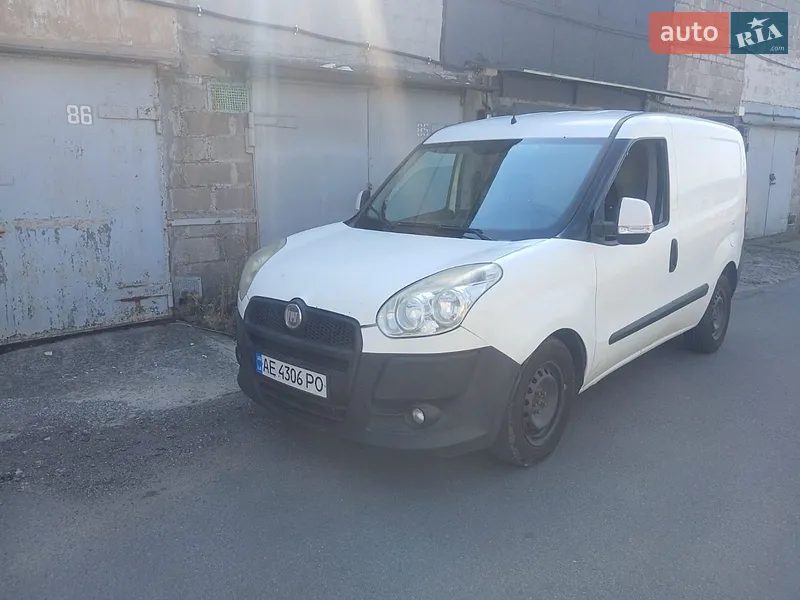 Fiat Doblo 2012