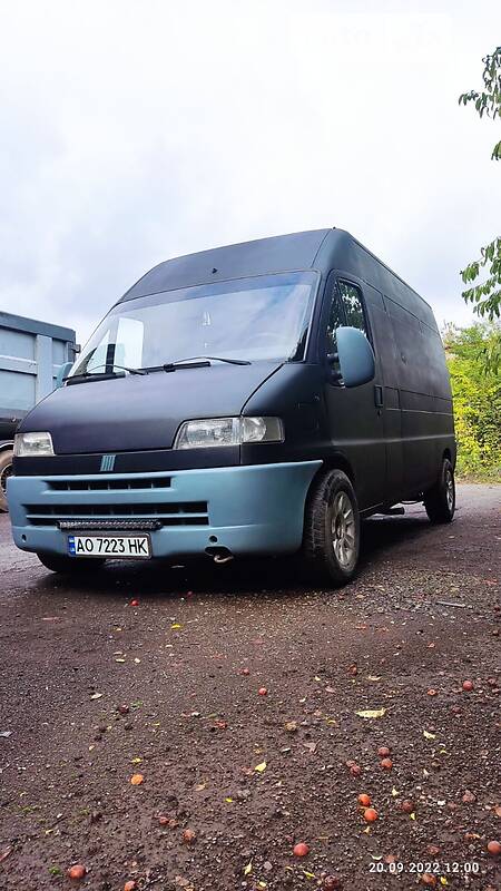 Вантажний фургон Fiat Ducato 2000 в 