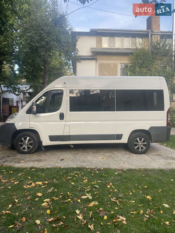 Микроавтобус Fiat Ducato 2012 в Черновцах