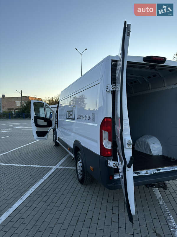 Вантажний фургон Fiat Ducato 2017 в Нововолинську