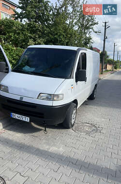 Вантажний фургон Fiat Ducato 1998 в Львові