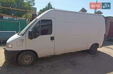 Грузовой фургон Fiat Ducato 2000 в 