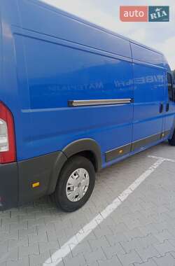 Грузовой фургон Fiat Ducato 2012 в 