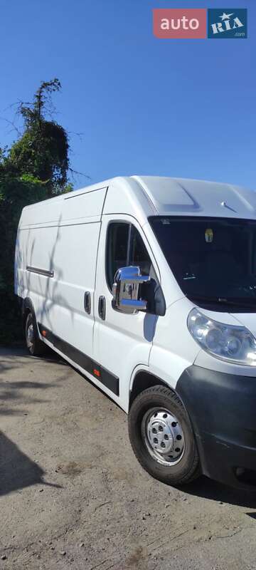 Грузовой фургон Fiat Ducato 2012 в Новониколаевке