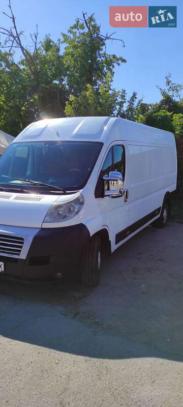 Грузовой фургон Fiat Ducato 2012 в Новониколаевке
