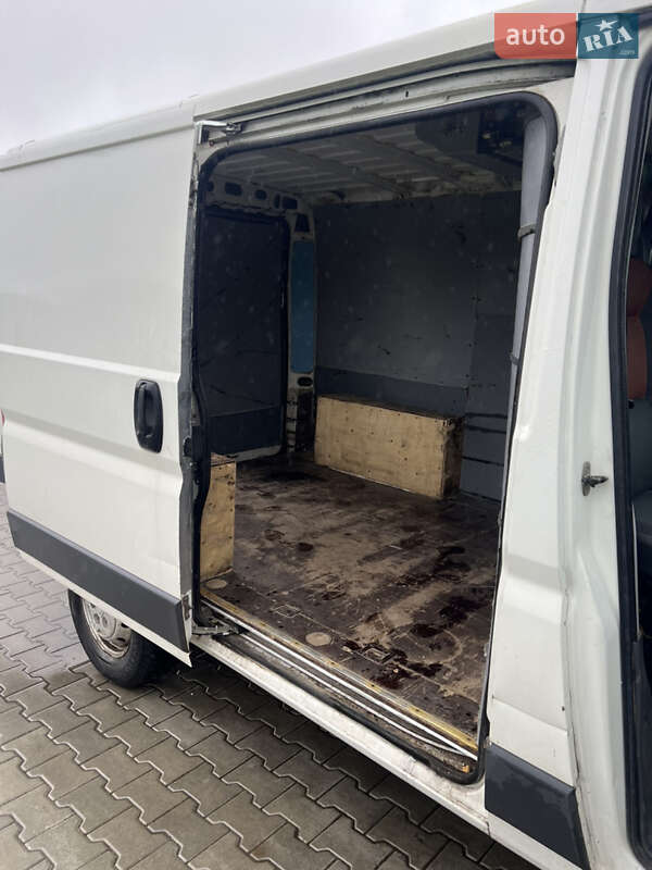 Вантажний фургон Fiat Ducato 2007 в Львові