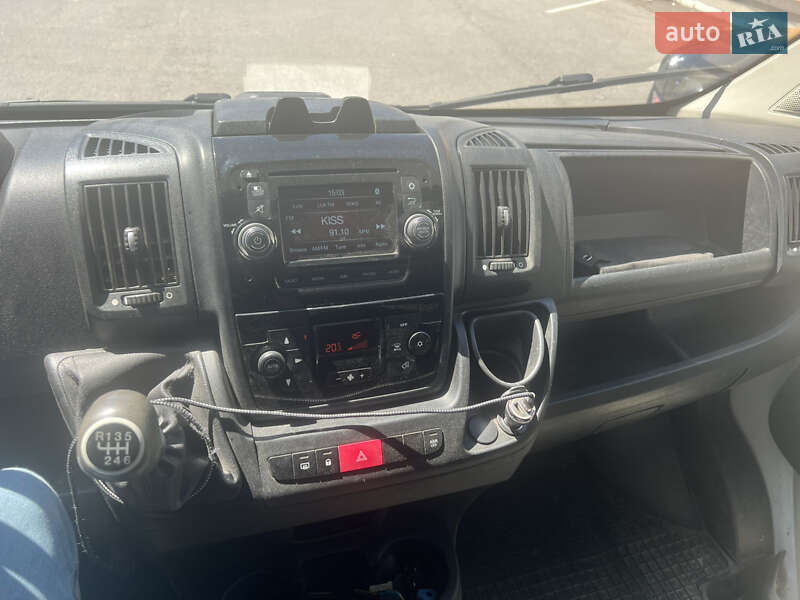 Вантажний фургон Fiat Ducato 2015 в Львові