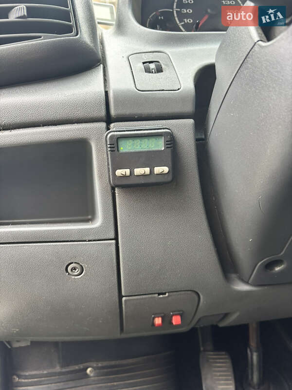 Вантажопасажирський фургон Fiat Ducato 2003 в Києві