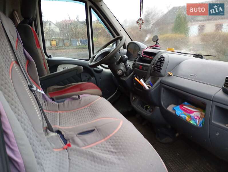 Грузопассажирский фургон Fiat Ducato 2003 в Ровно фото 4 Грузопассажирский фургон Fiat Ducato 2003 в Ровно