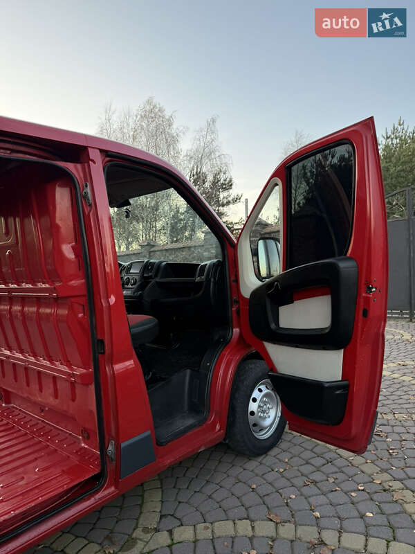 Грузовой фургон Fiat Ducato 2012 в Жовкве