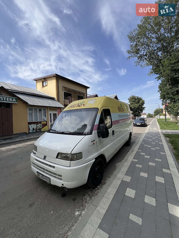 Вантажний фургон Fiat Ducato 2001 в Львові