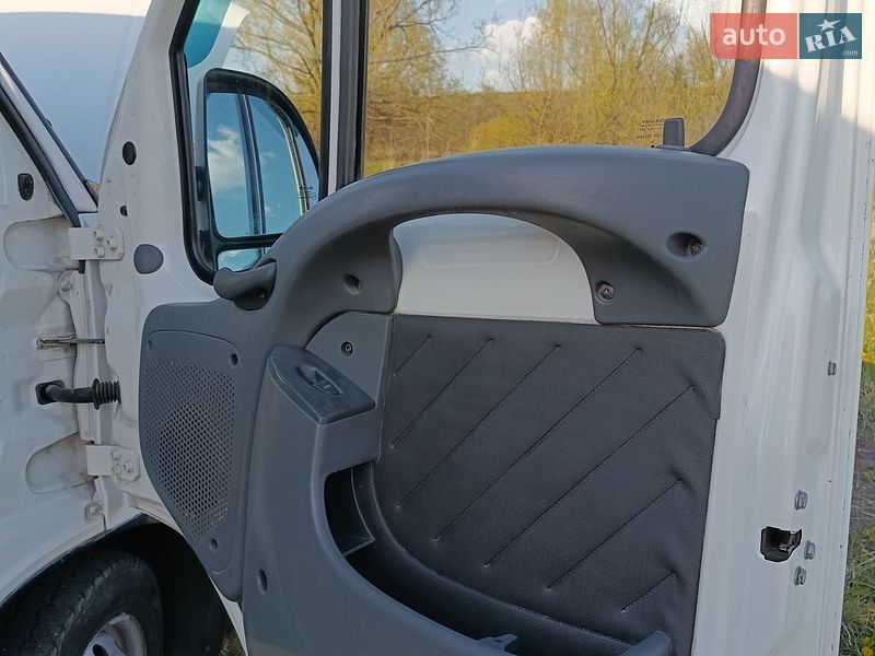 Вантажопасажирський фургон Fiat Ducato 2005 в Дунаївцях
