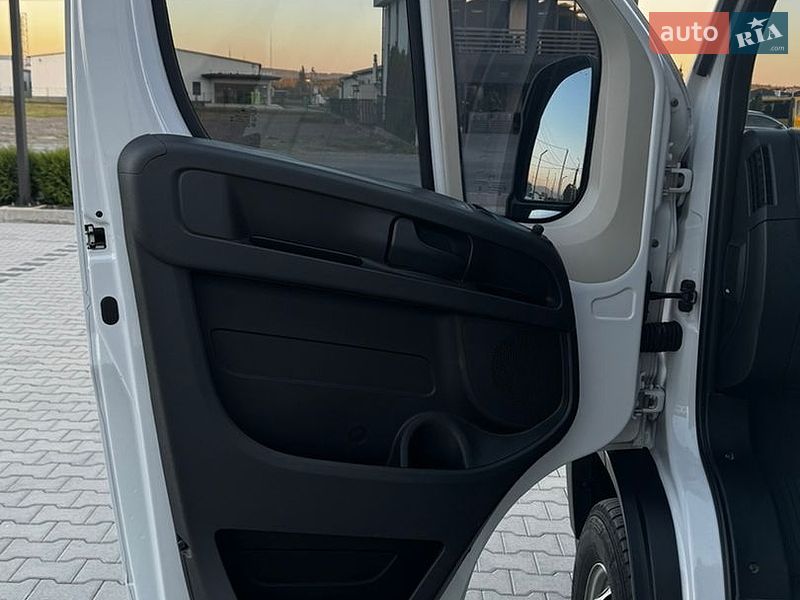 Вантажний фургон Fiat Ducato 2024 в Хусті