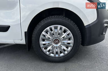 Грузовой фургон Fiat Fiorino 2021 в 