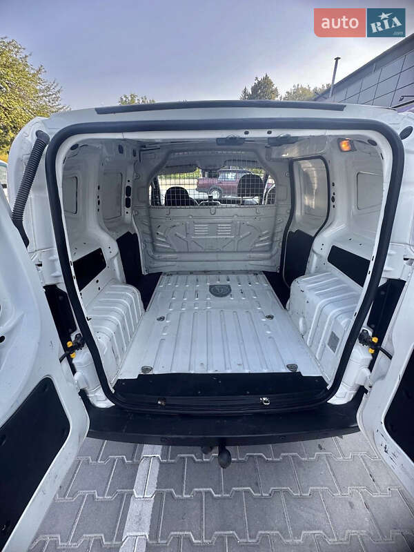 Вантажний фургон Fiat Fiorino 2013 в Збаражі фото 14 Вантажний фургон Fiat Fiorino 2013 в Збаражі