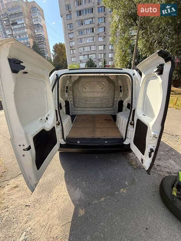 Грузовой фургон Fiat Fiorino 2018 в Киеве фото 19 Грузовой фургон Fiat Fiorino 2018 в Киеве