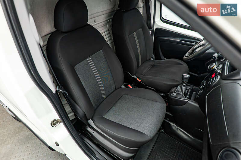 Вантажний фургон Fiat Fiorino 2018 в Києві фото 11 Вантажний фургон Fiat Fiorino 2018 в Києві