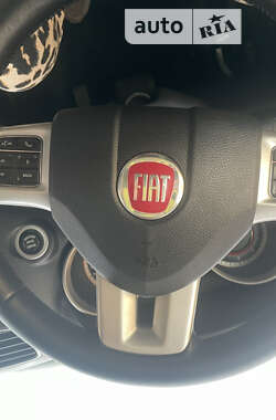 Позашляховик / Кросовер Fiat Freemont 2014 в Радивиліві