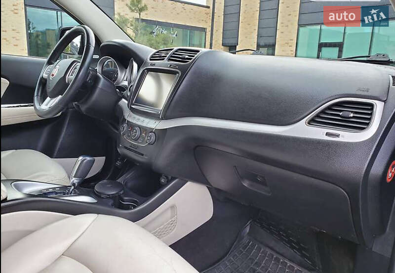 Внедорожник / Кроссовер Fiat Freemont 2013 в Каменец-Подольском