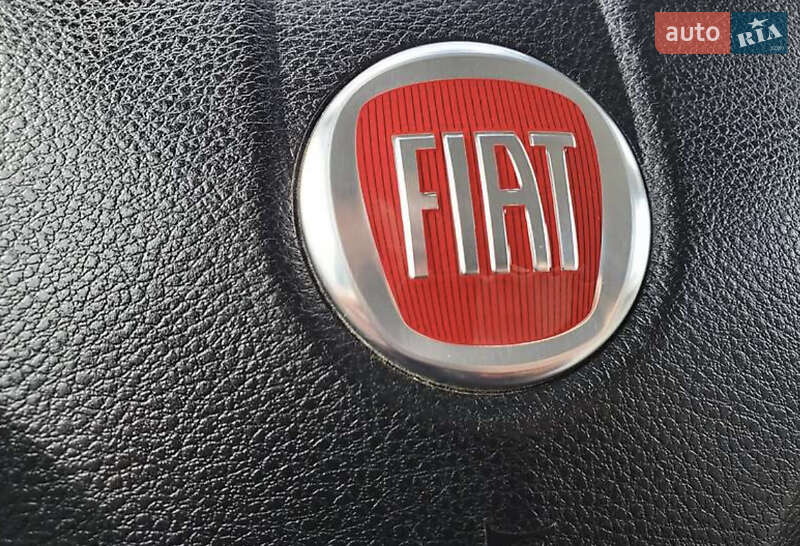 Внедорожник / Кроссовер Fiat Freemont 2013 в Каменец-Подольском