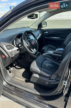 Внедорожник / Кроссовер Fiat Freemont 2012 в 