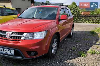 Позашляховик / Кросовер Fiat Freemont 2013 в 