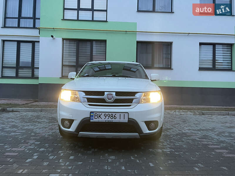 Fiat Freemont 2011