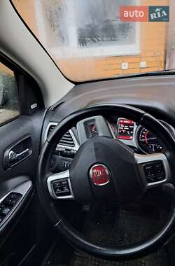 Внедорожник / Кроссовер Fiat Freemont 2013 в 