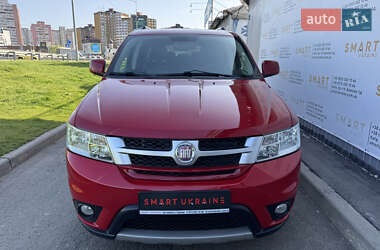 Внедорожник / Кроссовер Fiat Freemont 2012 в 