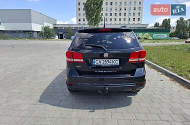 Внедорожник / Кроссовер Fiat Freemont 2014 в 