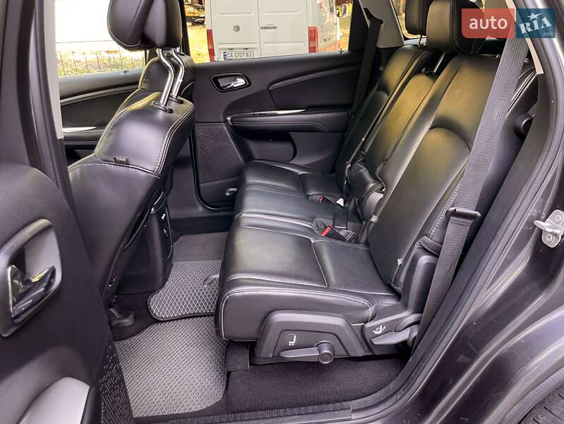 Позашляховик / Кросовер Fiat Freemont 2014 в Черкасах фото 20 Позашляховик / Кросовер Fiat Freemont 2014 в Черкасах