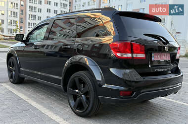 Внедорожник / Кроссовер Fiat Freemont 2012 в 