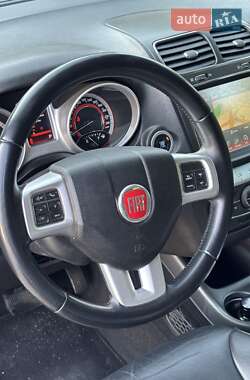 Внедорожник / Кроссовер Fiat Freemont 2012 в 