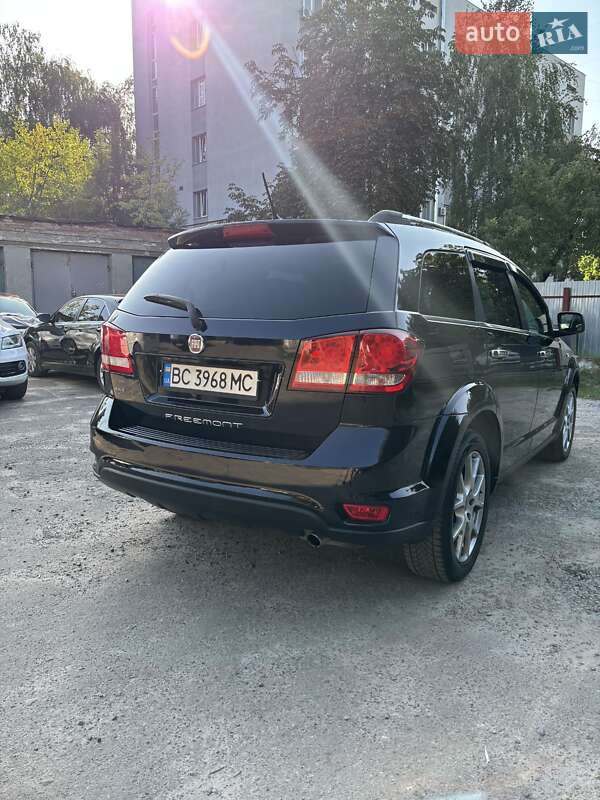 Позашляховик / Кросовер Fiat Freemont 2012 в Львові