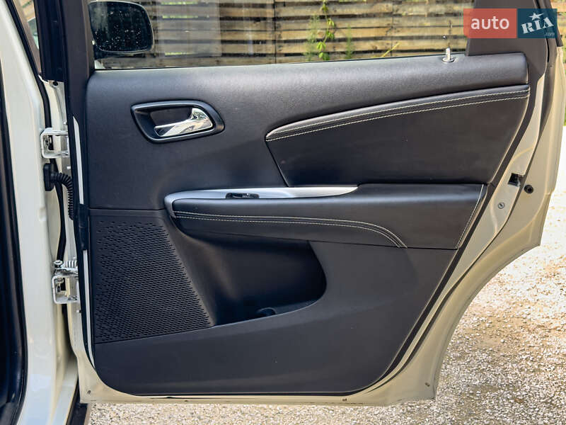 Позашляховик / Кросовер Fiat Freemont 2015 в Бродах