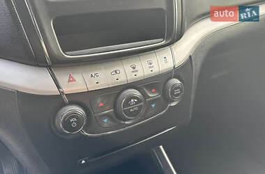 Внедорожник / Кроссовер Fiat Freemont 2014 в 