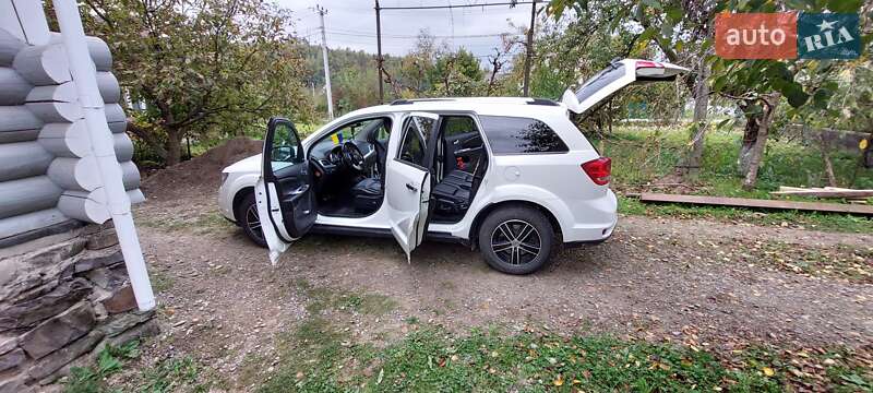 Внедорожник / Кроссовер Fiat Freemont 2013 в Хусте фото 6 Внедорожник / Кроссовер Fiat Freemont 2013 в Хусте