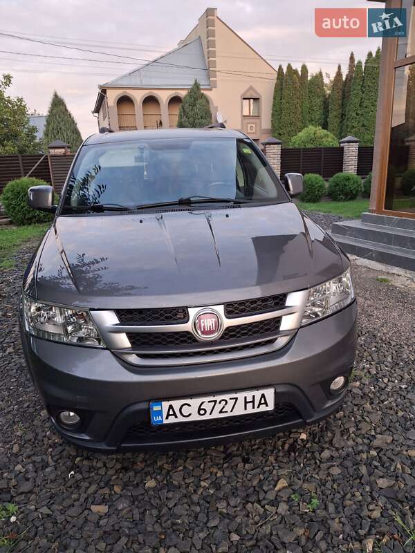 Внедорожник / Кроссовер Fiat Freemont 2012 в Луцке