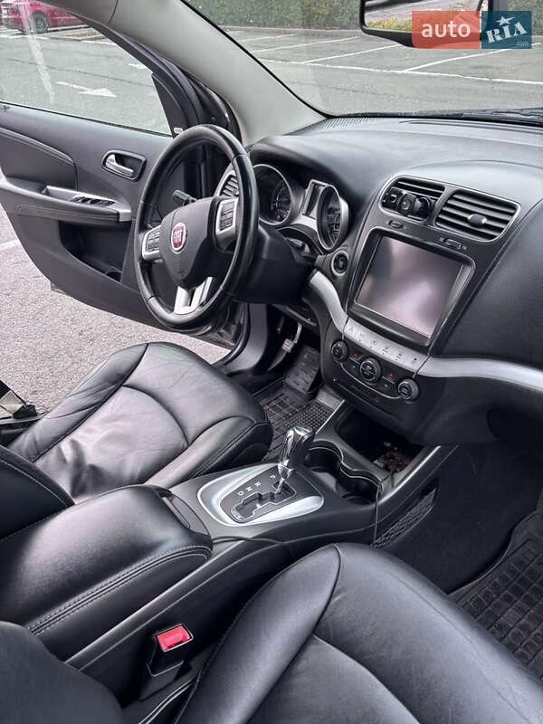 Внедорожник / Кроссовер Fiat Freemont 2012 в Ивано-Франковске фото 17 Внедорожник / Кроссовер Fiat Freemont 2012 в Ивано-Франковске