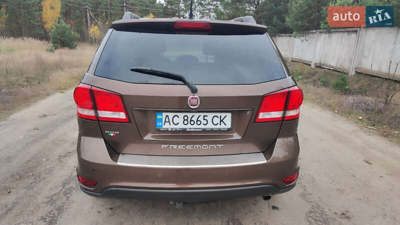 Внедорожник / Кроссовер Fiat Freemont 2012 в Вараше