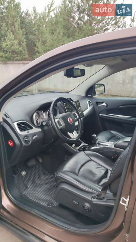 Внедорожник / Кроссовер Fiat Freemont 2012 в Вараше